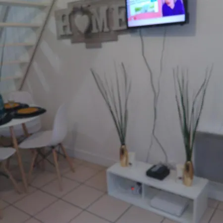 아파트 F2 Duplex Centre Ville *